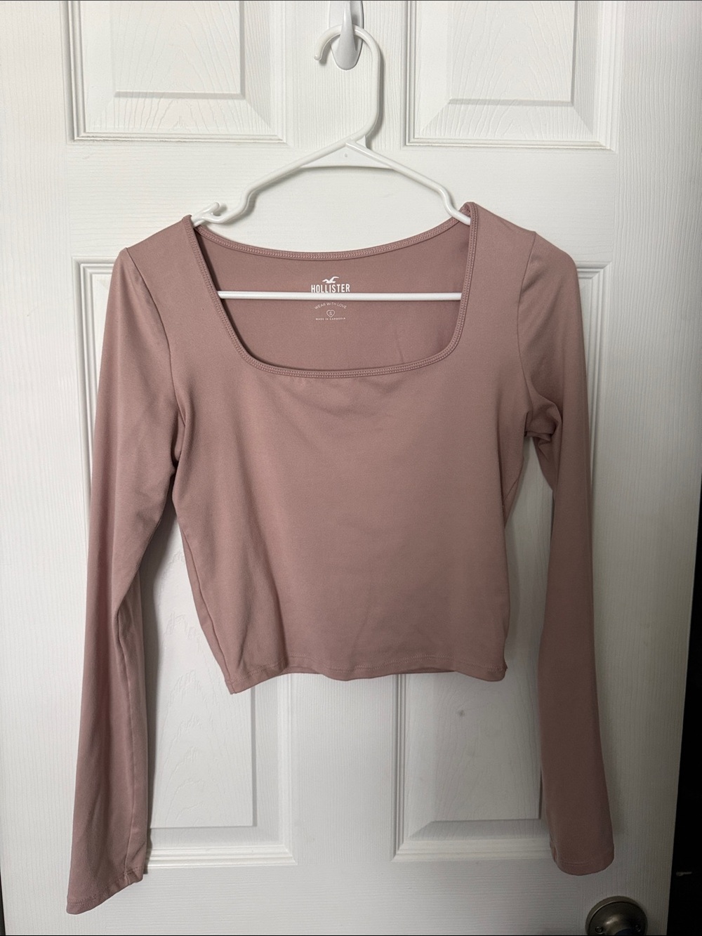 Hollister Dusty Rose Long-Sleeve Square Neck Crop Top